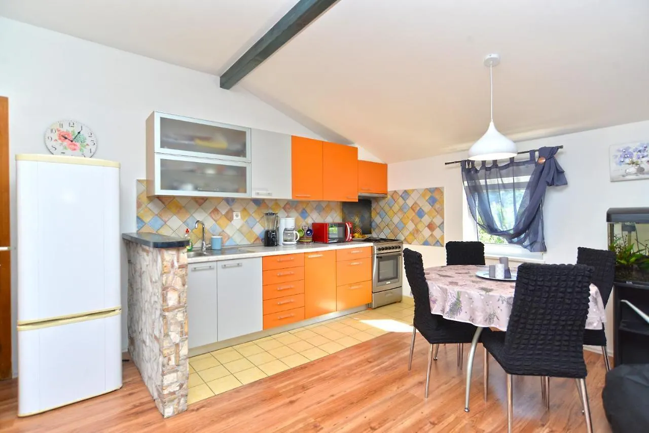 Apartment Sasa 1113 Fazana