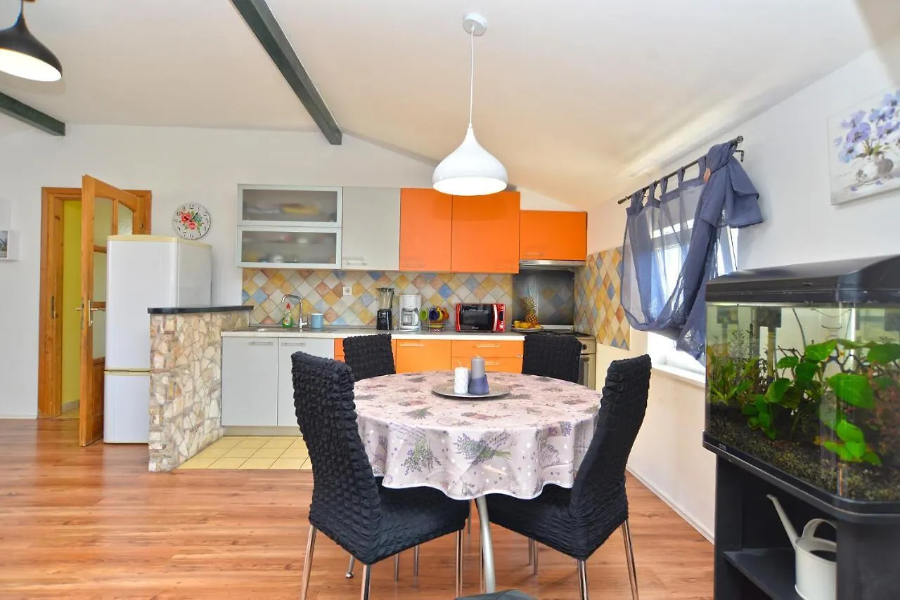 Apartment Sasa 1113 Fazana