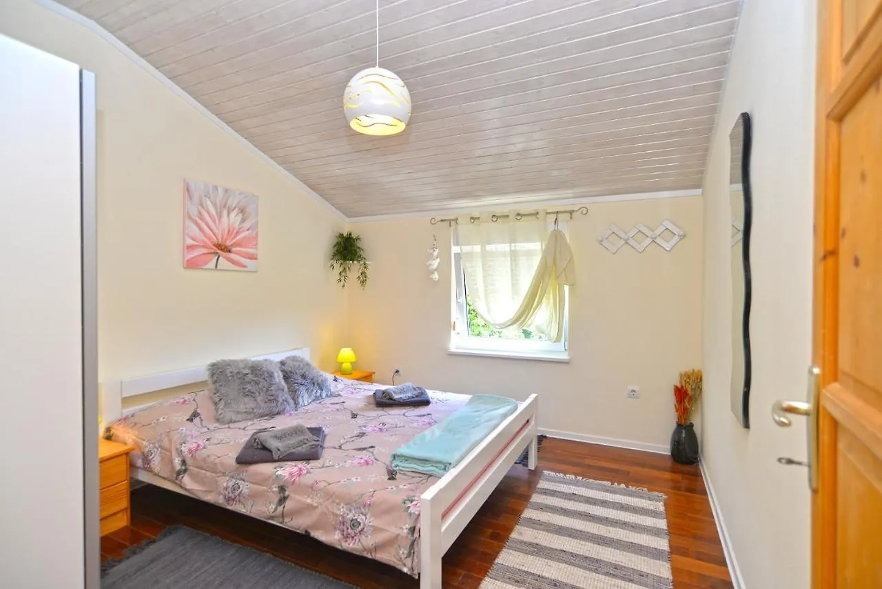 Apartment Sasa 1113 Fazana